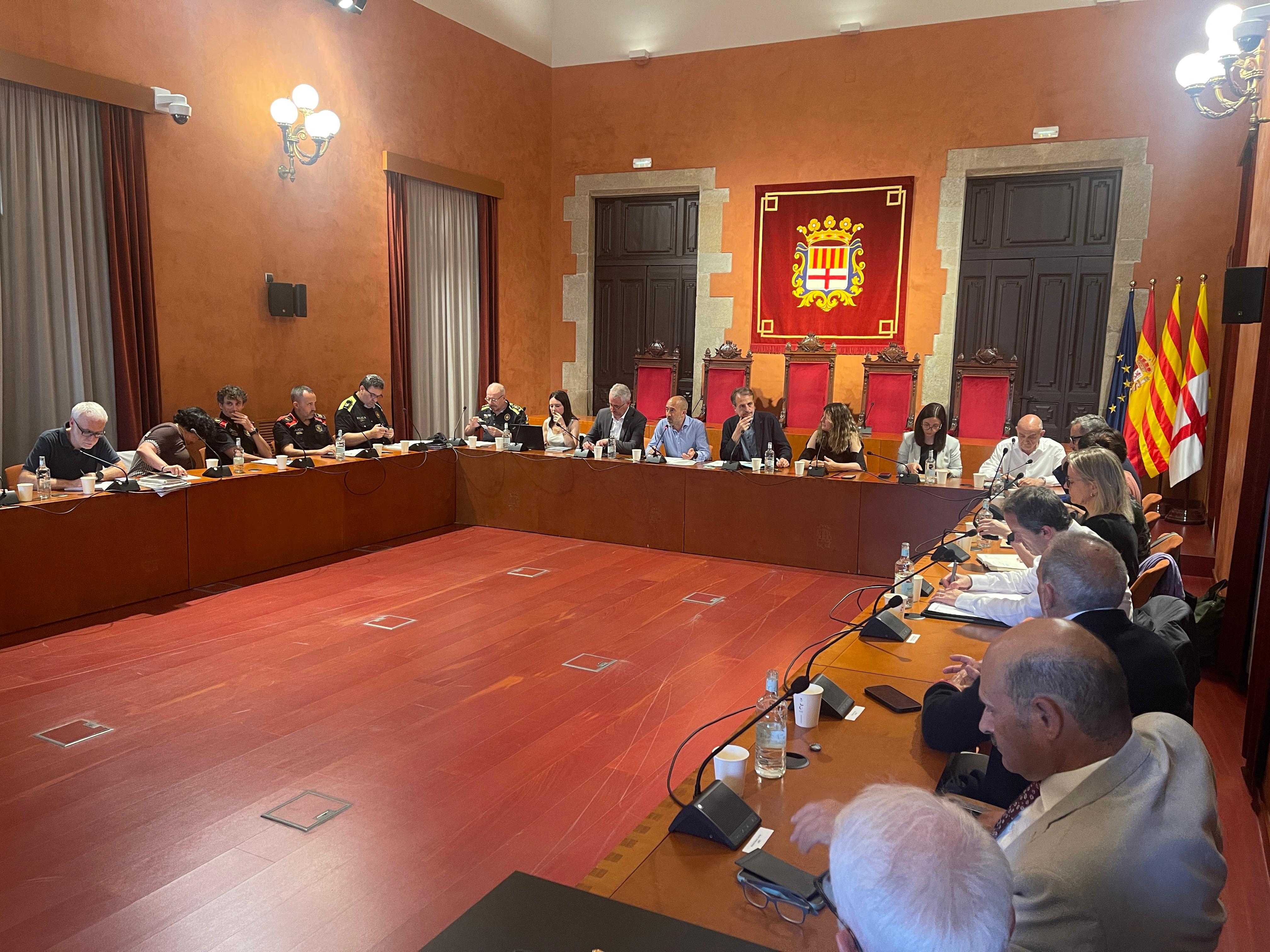 La Policia Local de Manresa intensifica les campanyes de seguretat viària per prevenir les alcoholèmies, la velocitat excessiva i les infraccions amb patinets La Policia Local de Manresa intensifica les campanyes de seguretat viària per prevenir les alcoholèmies, la velocitat excessiva i les infraccions amb patinets